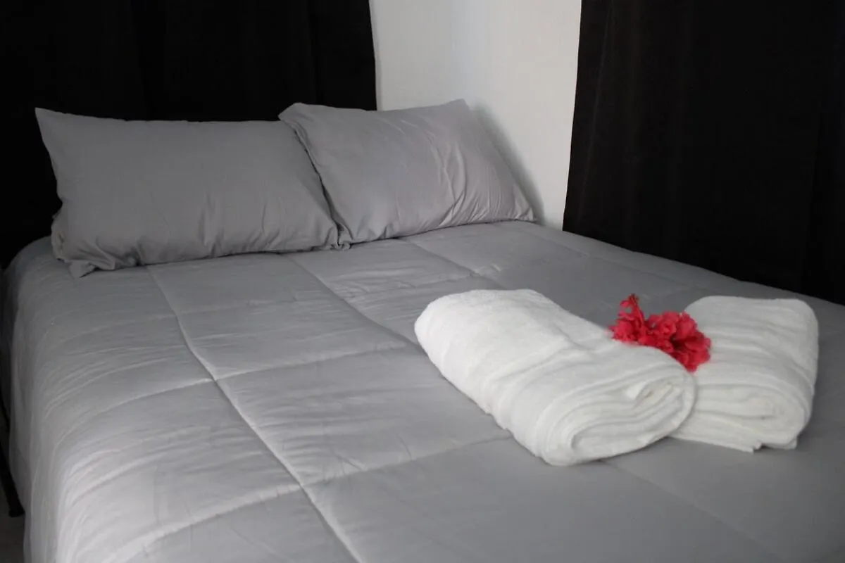 Santurce House Metro View City San Juan Apartment